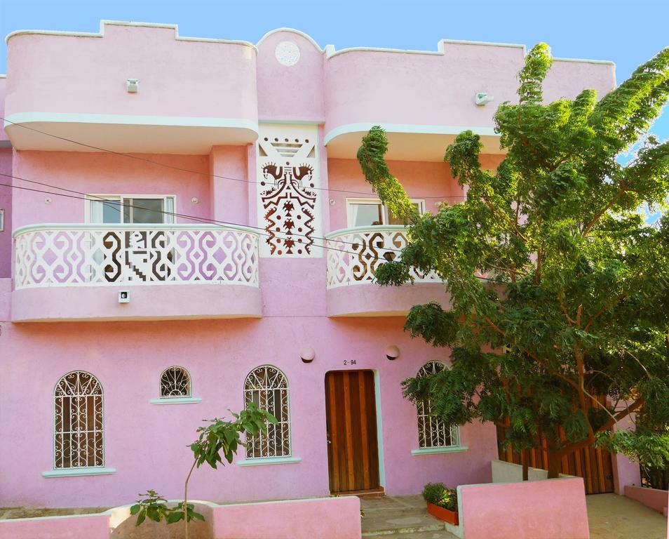Отель Casa Bella Mya Таганга Экстерьер фото